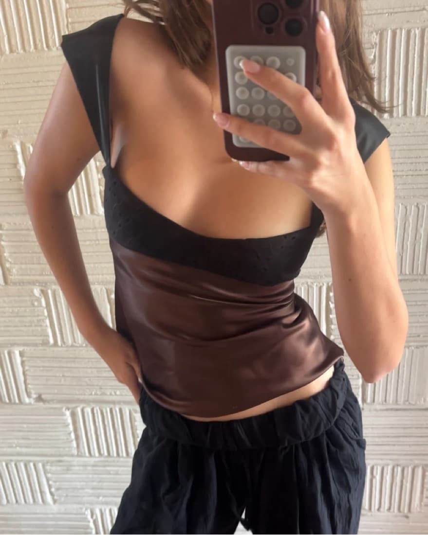 Enduring Kairos Bisous Top Brown - Image 1