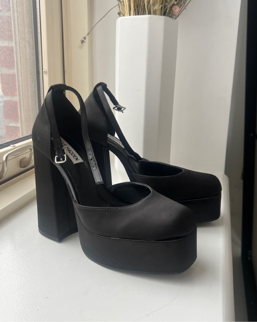 Steve Madden CHARLIZE BLACK SATIN - Image 3