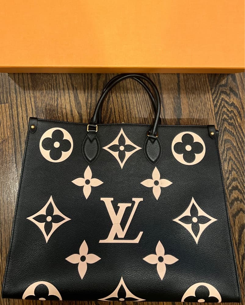 Louis Vuitton On The Go Tote - Image 3