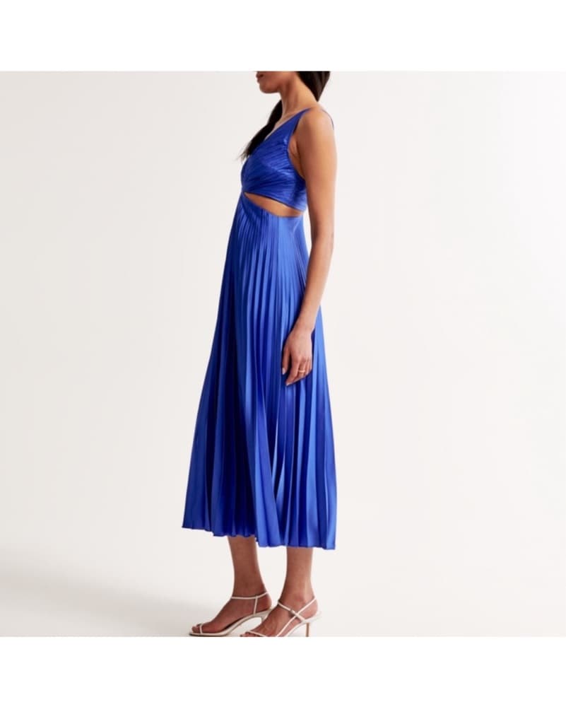 A&F Giselle Pleated Cutout Maxi Dress - Image 3