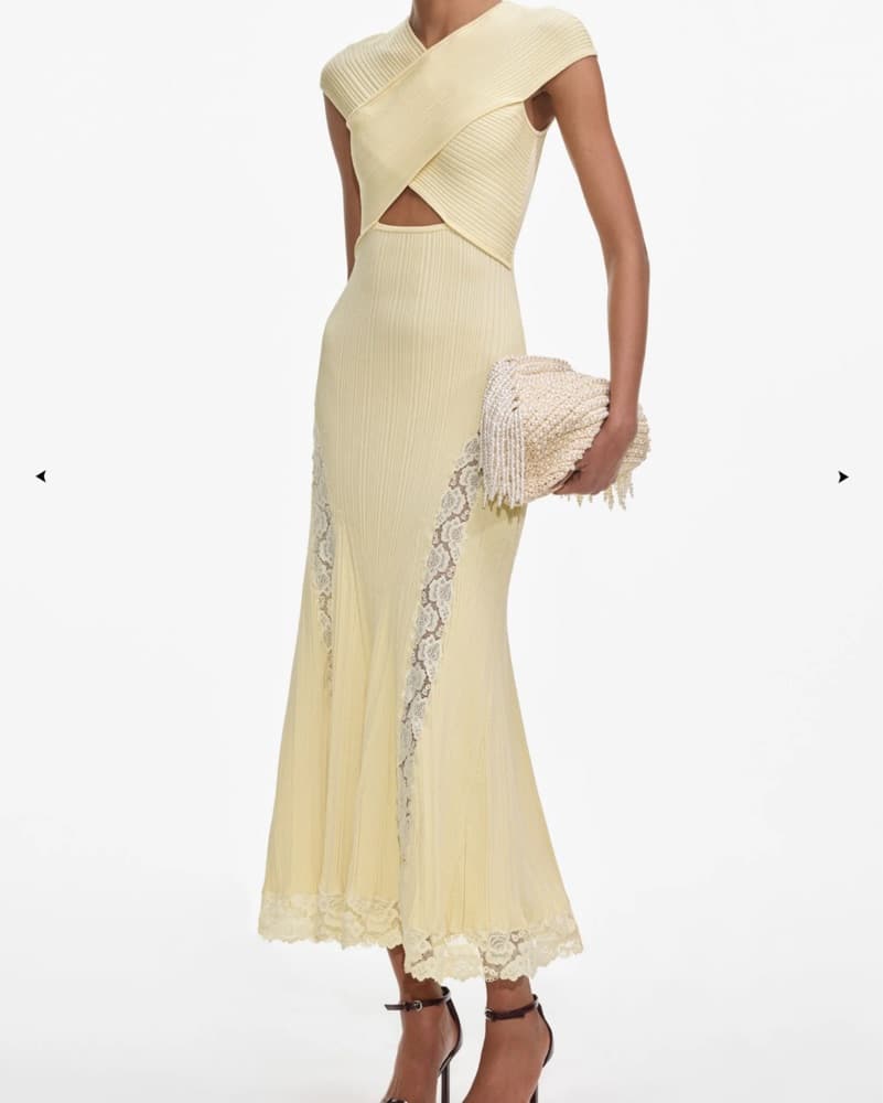 self portrait yellow midi lace dress  - Image 4