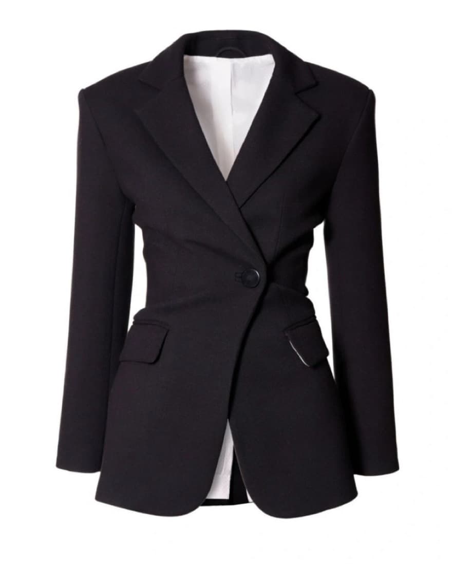 Aggi Blazer worn by Hailey Bieber  - Image 3