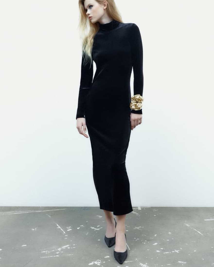 Open Back Black Velvet Maxi Dress - Image 2