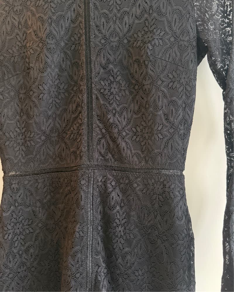 Wilfred Black Lace Mini Dress - Image 4
