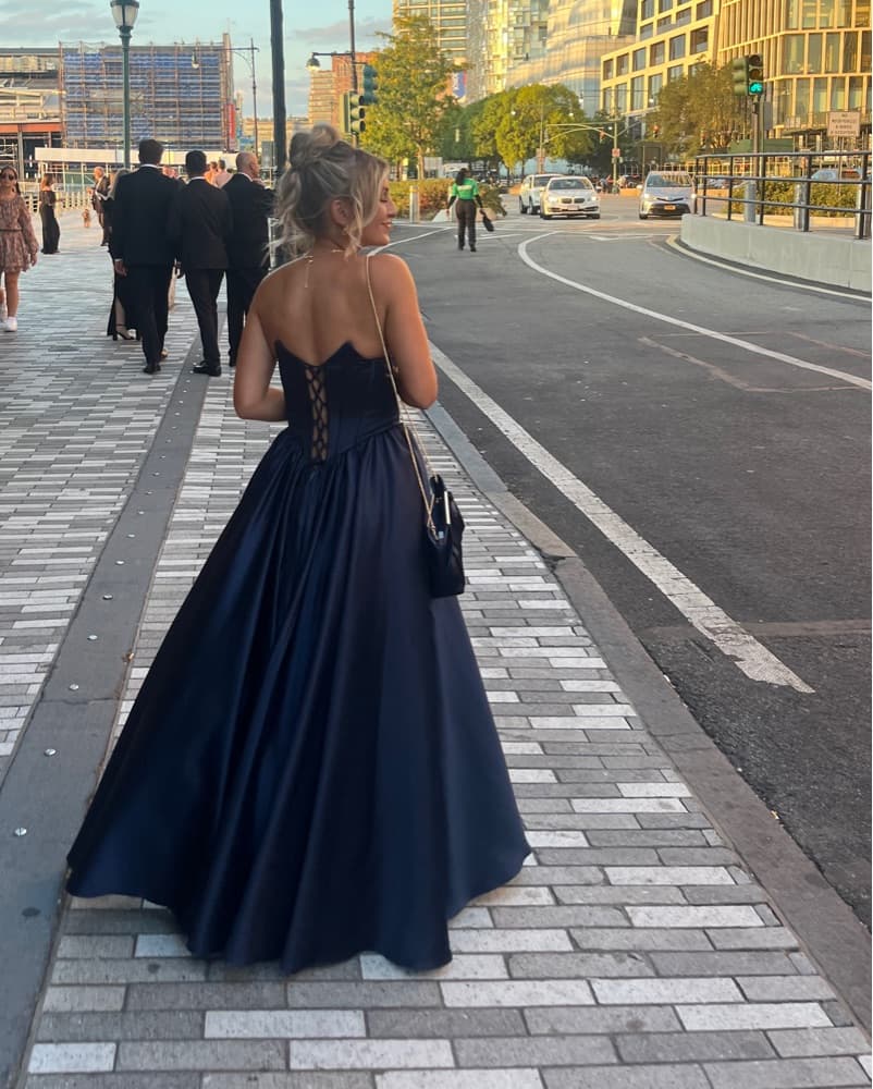 Elegant Navy Blue Ball Gown - Image 5