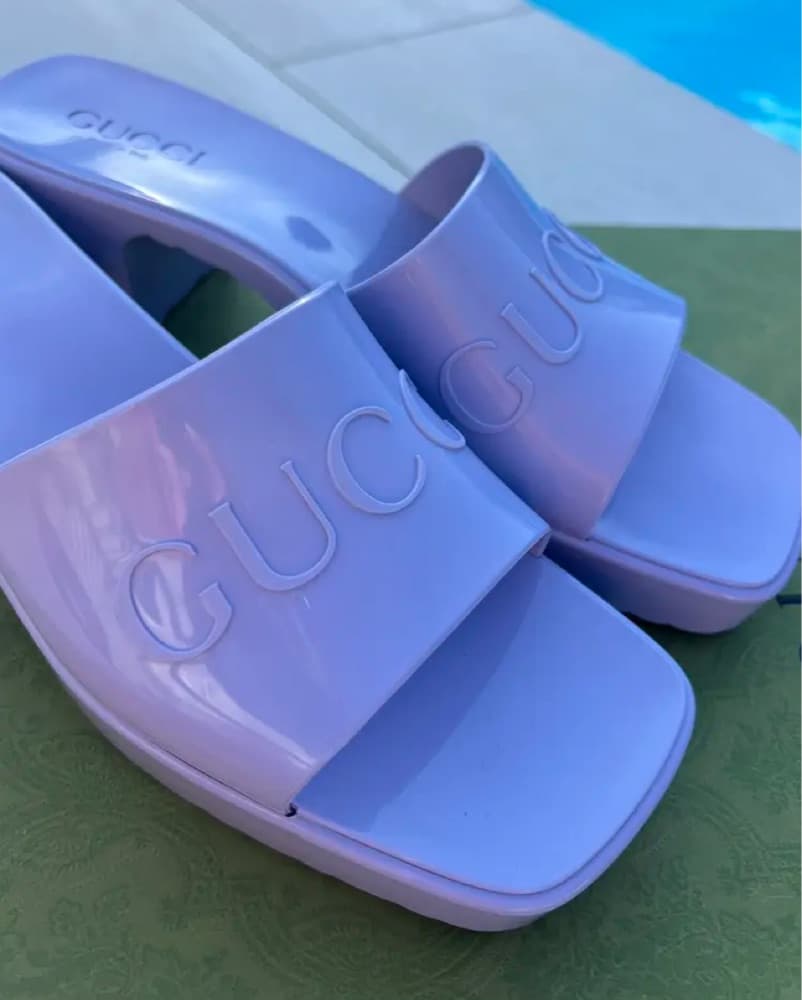 Gucci Size 6.5 Purple Rubber Platform  - Image 2