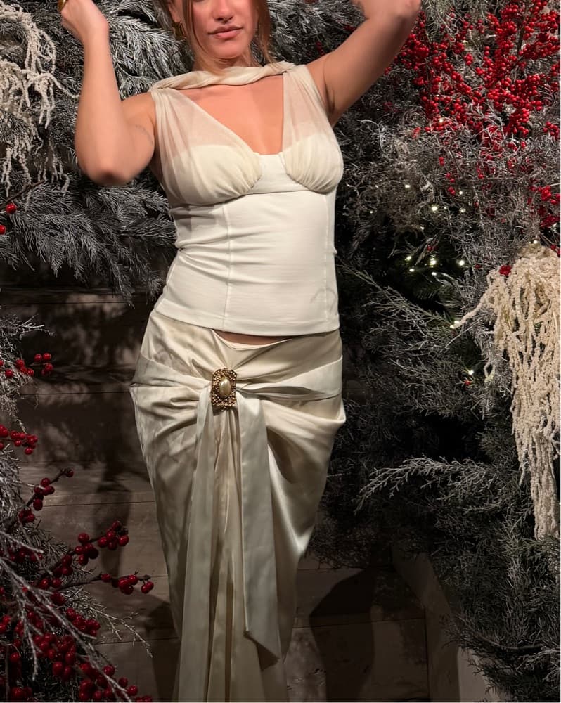 Elegant Ivory Divinity Top - Image 2