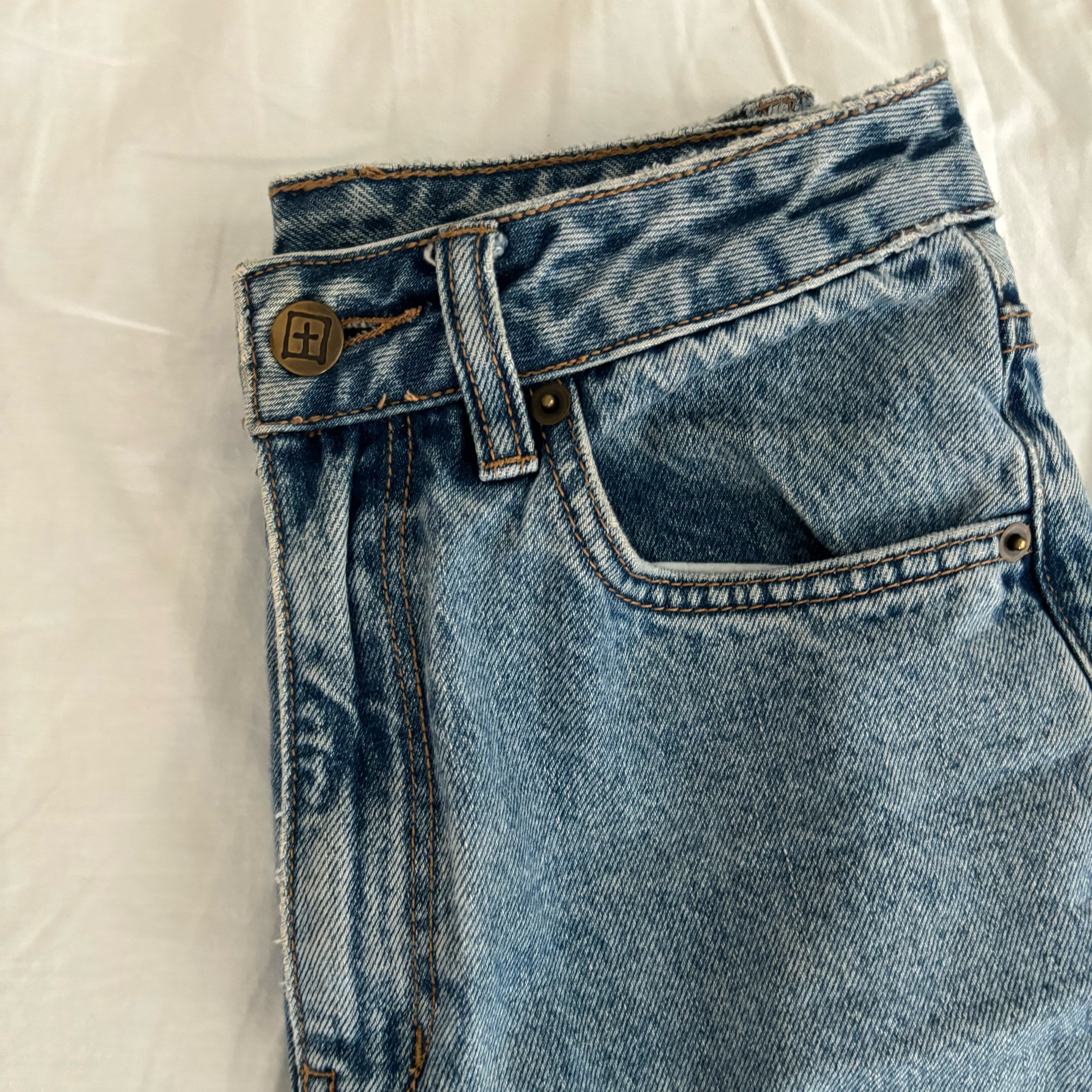 Ksubi Ankle/Cropped Jeans - Image 2
