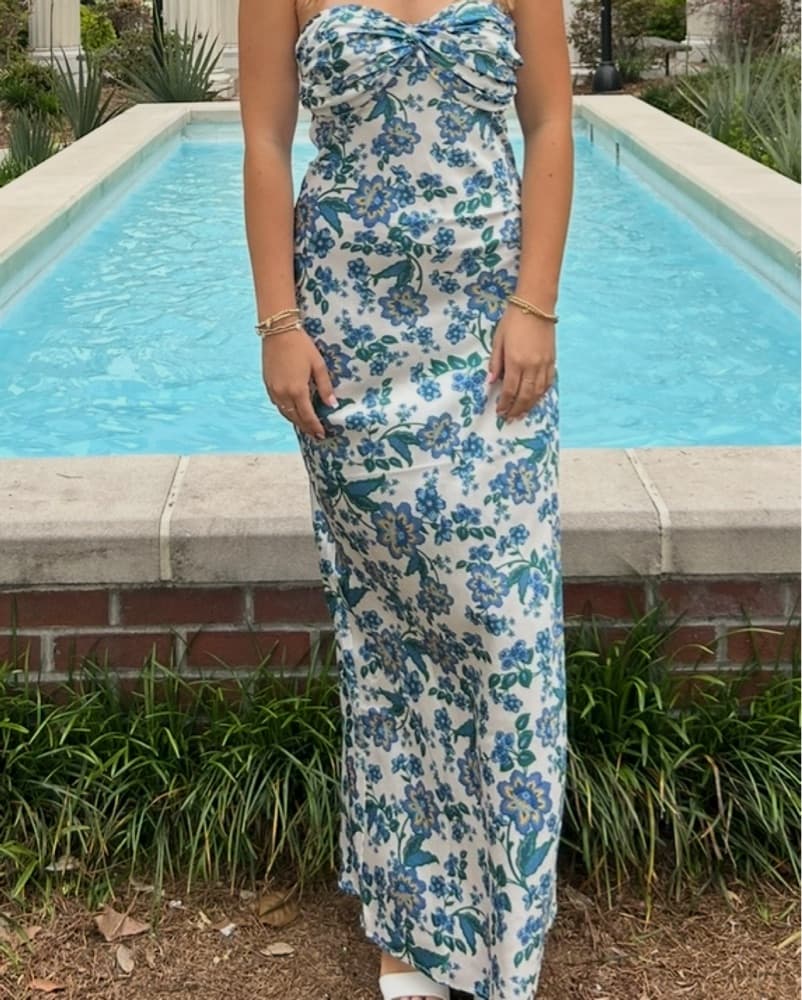 Elegant Floral Maxi Dress - Image 2
