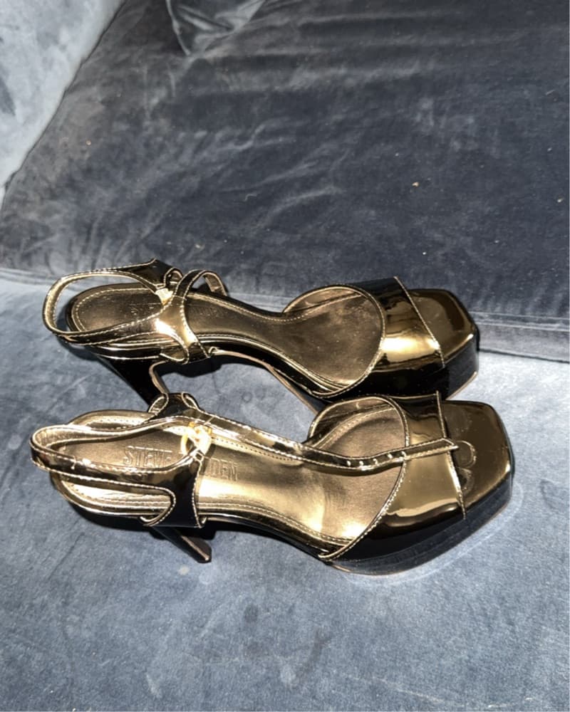Glamorous Black Platform Sandals - Image 3