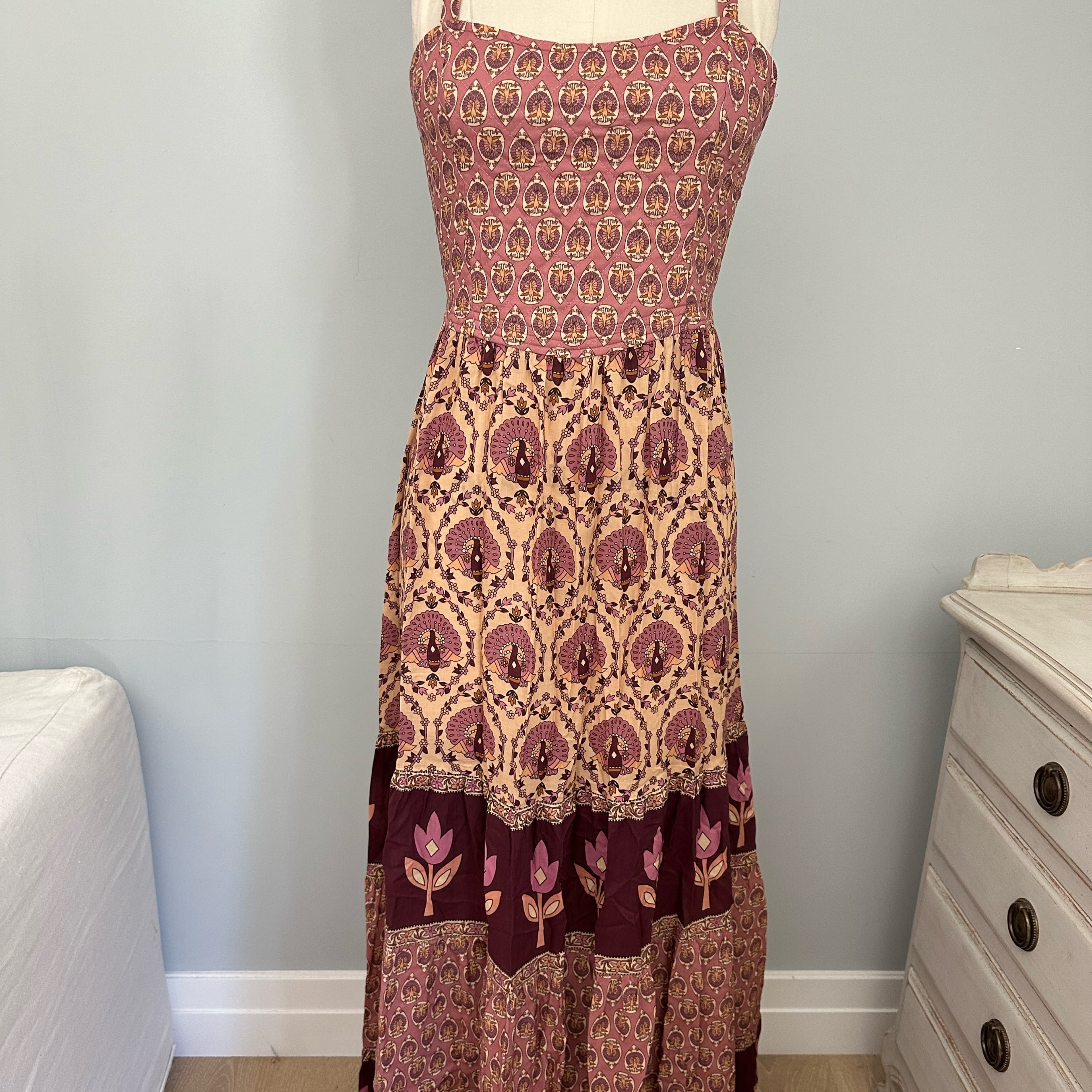 Quilted Strappy Maxi Dress - Image 3