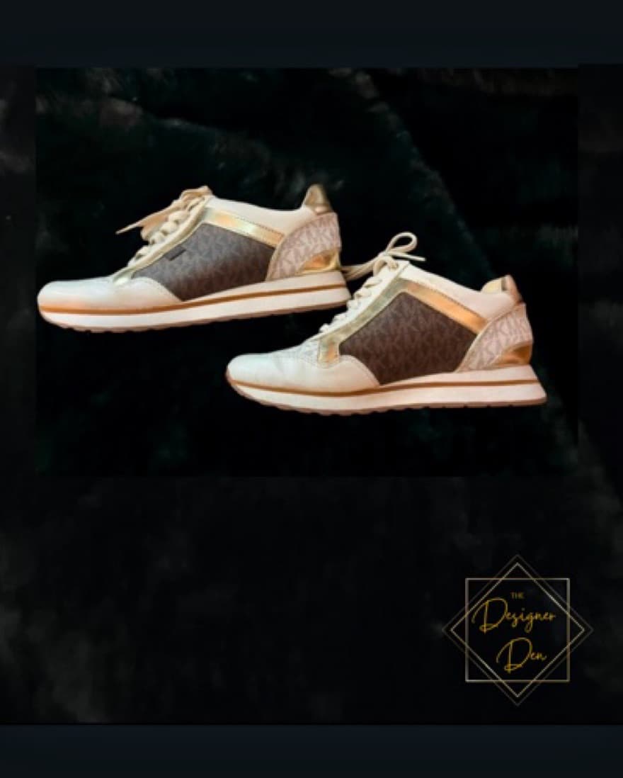Maddy Two-Tone Logo Trainer - Image 2