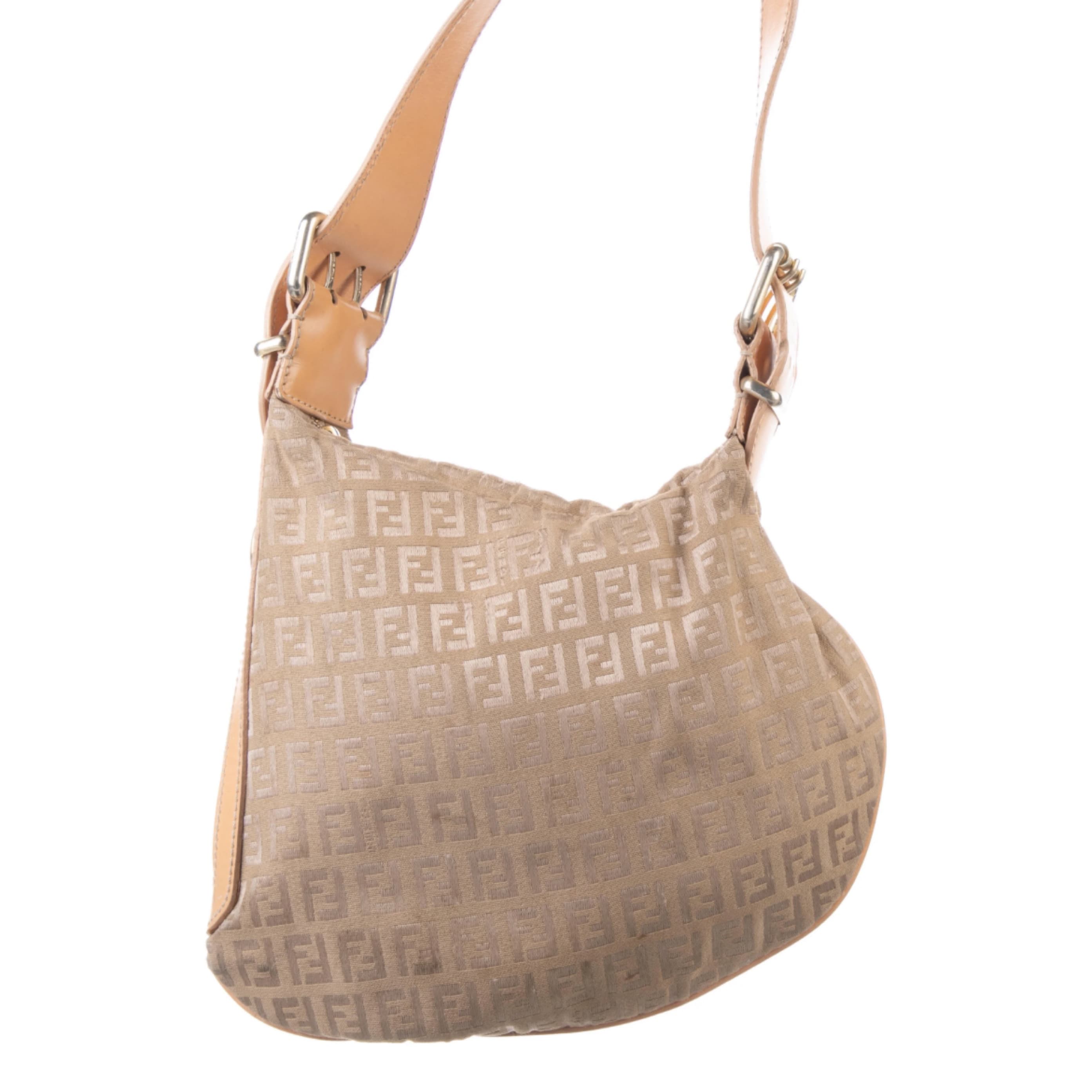 FENDI ZUCCHINO OYSTER BAG - Image 4