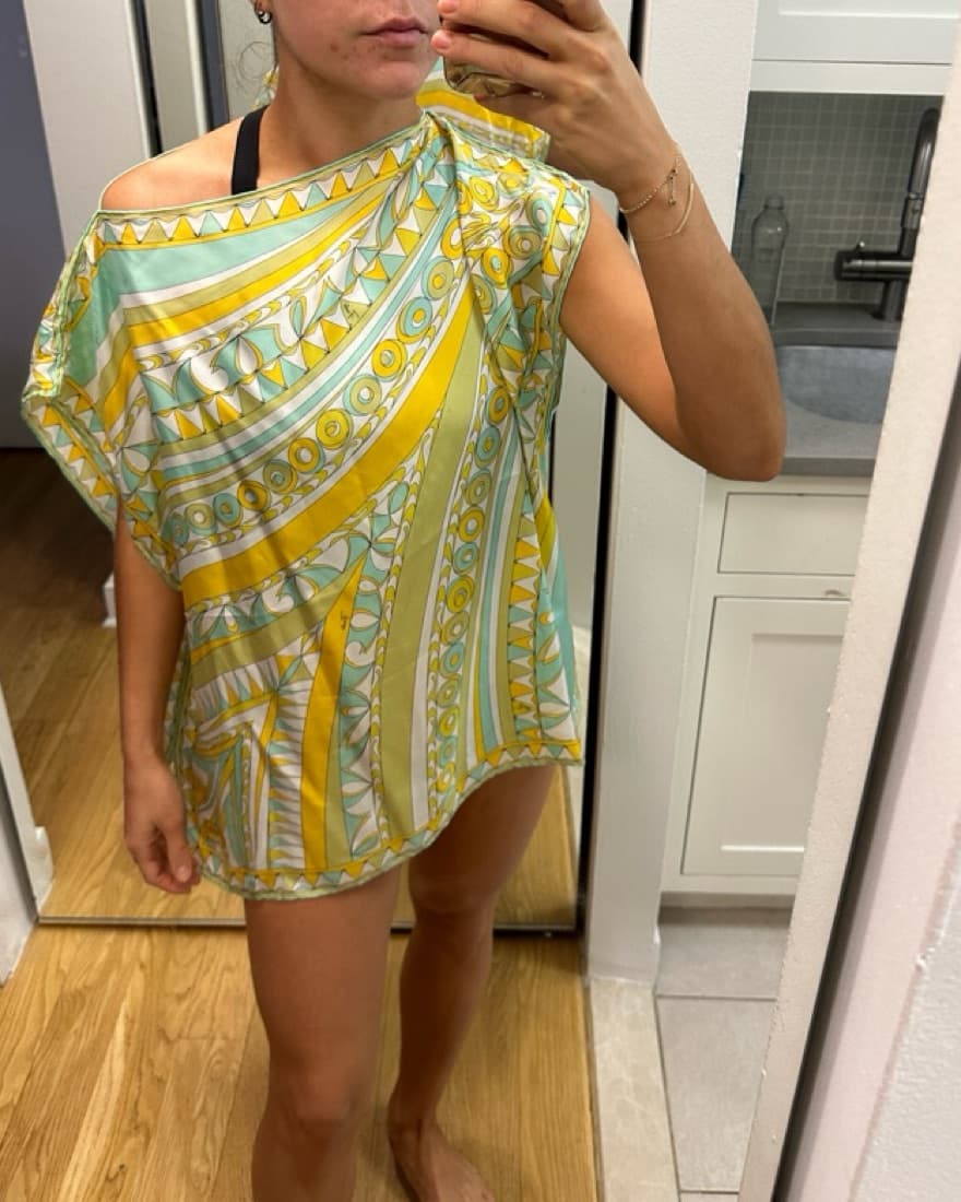Emilio Pucci Silk Cover-Up - Image 2