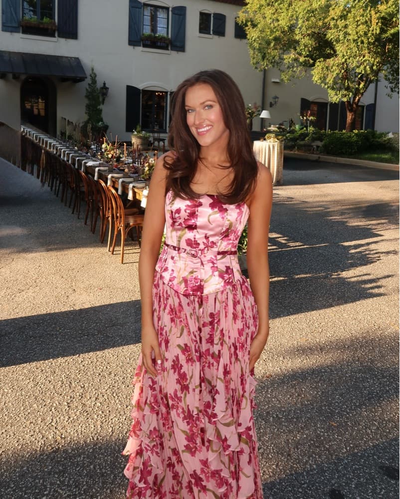 Trailing Hibiscus Leeman Gown - Image 1