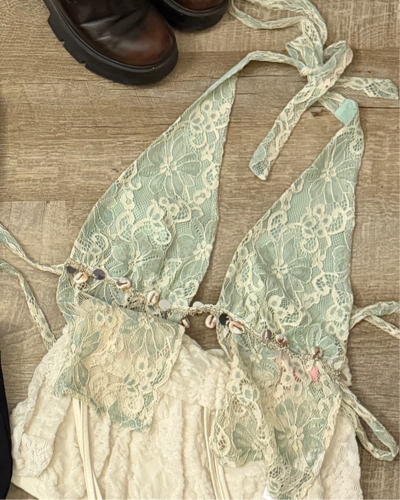 Seashell Lace Split Front Top - Image 2