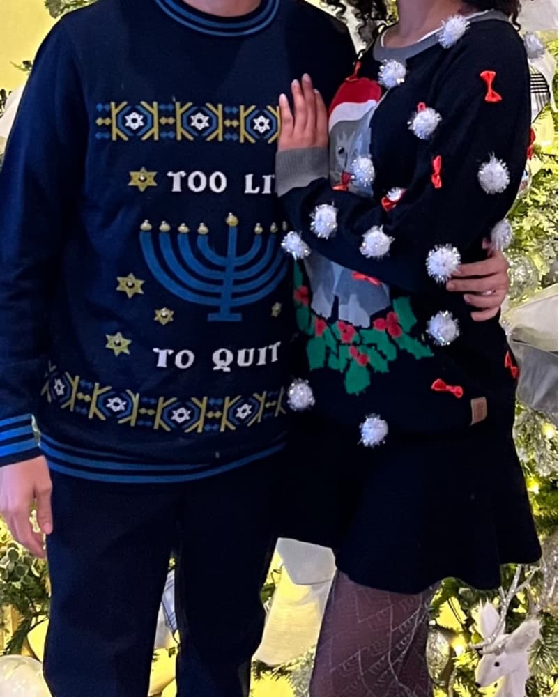 UGLY CHRISTMAS SWEATERS - Image 2