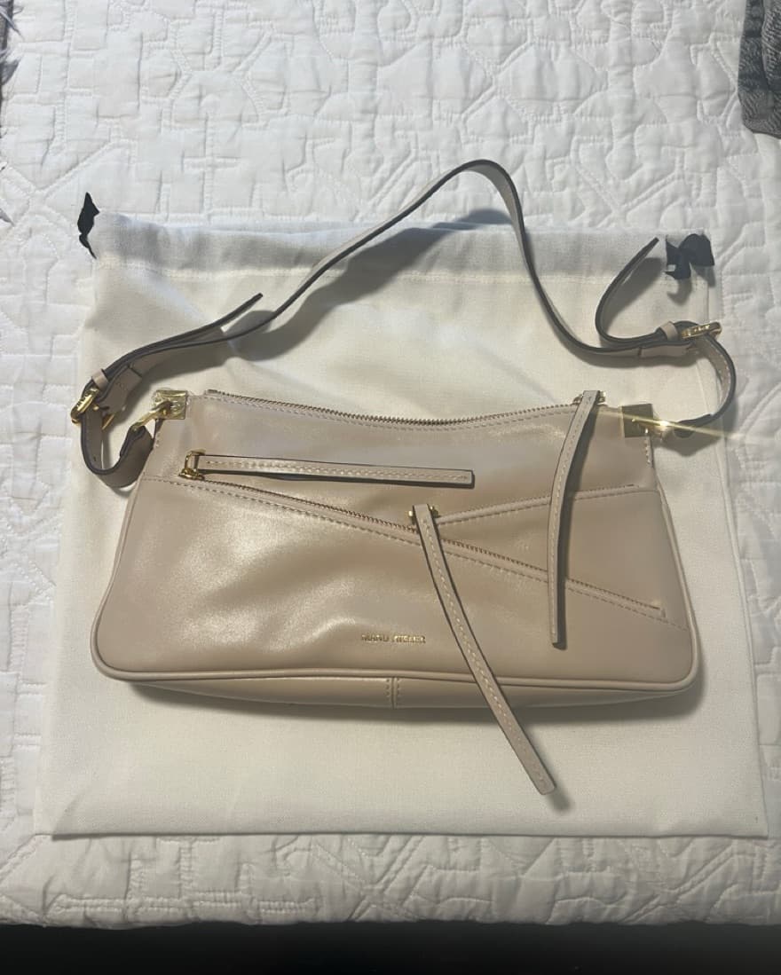 Manu Atelier Ivory Leather Shoulder Bag - Image 2