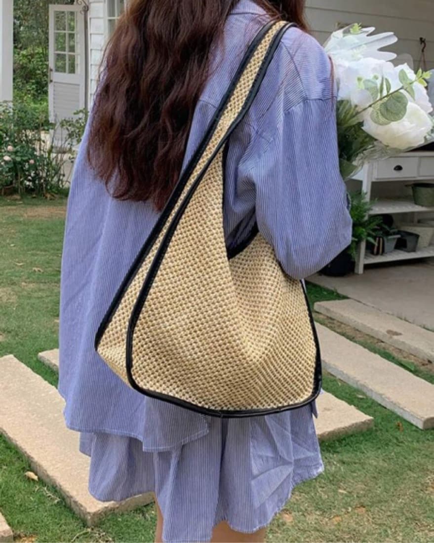 Straw Shoulder Tote - Image 2