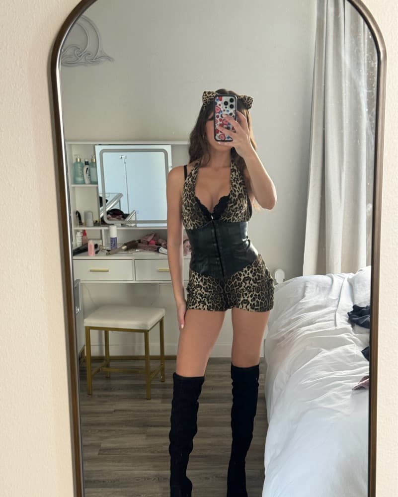 Animal Costume  - Image 1