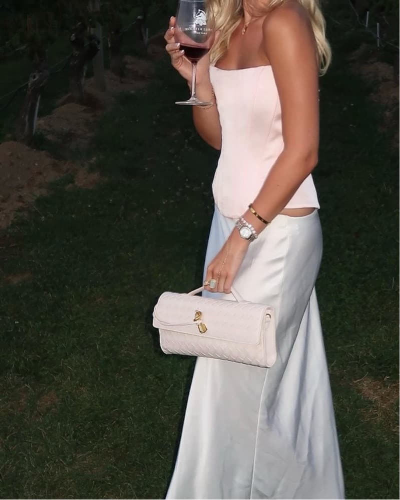 Satin pink corset  - Image 1