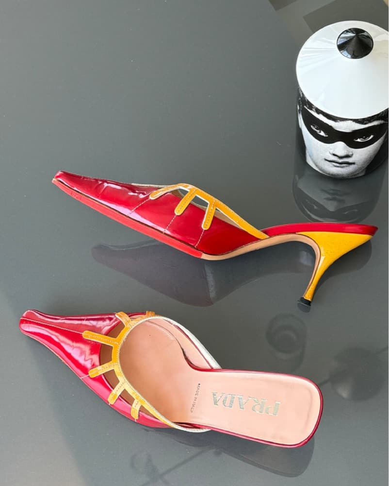 PRADA RED HEELS - Image 2
