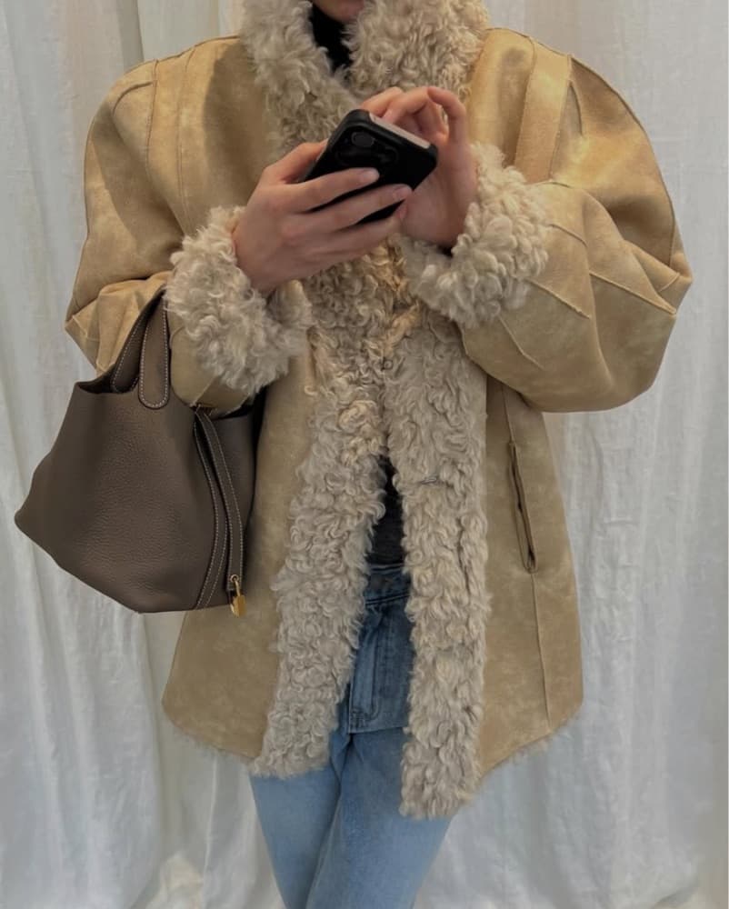 Le Apt Shearling Faux Fur Coat Beige - Image 5