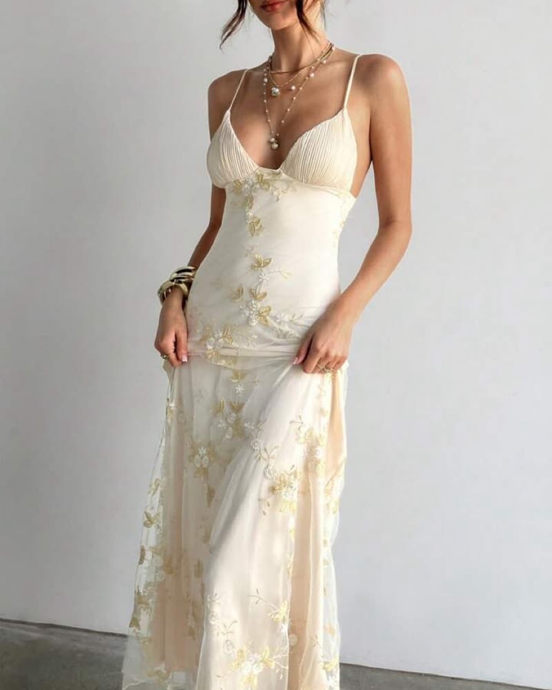 Elegant Floral Embroidered Maxi Dress - Image 2