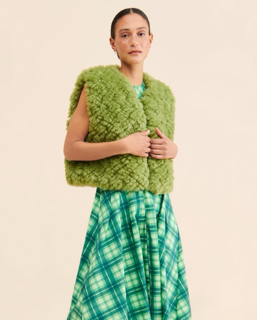 Faux Fur Green Vest - Image 3