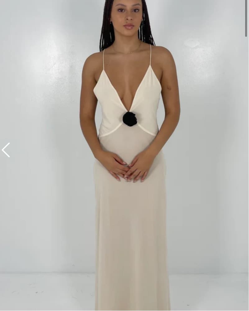 Helsa White Slip Dress W Black Rose - Image 2