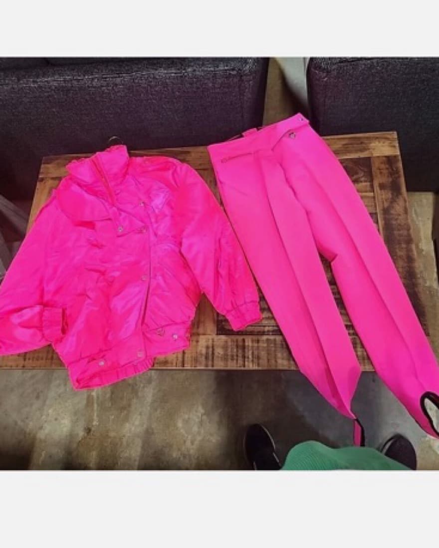 Obermeyer Hot Pink 2 Piece Set - Image 2