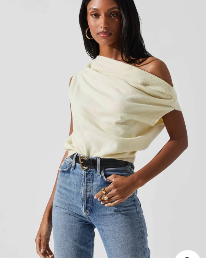 ASTR The Label: Off The Shoulder Top - Image 2