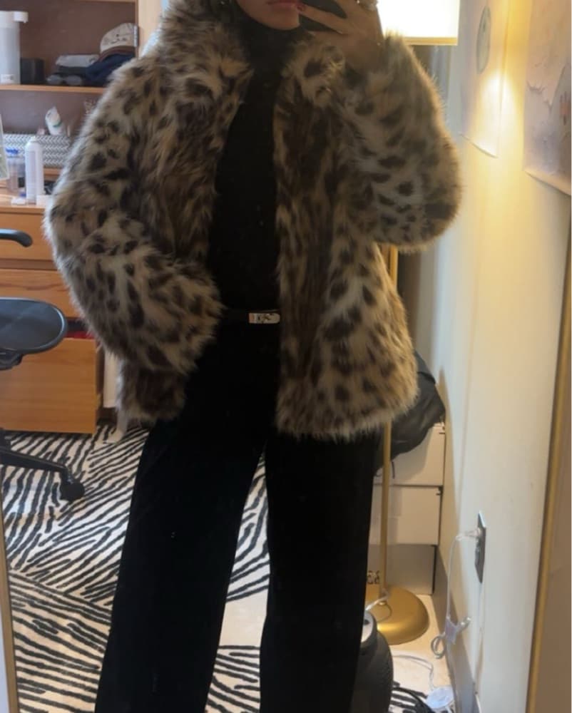 Zara Cheetah Fur Coat Size Small  - Image 2