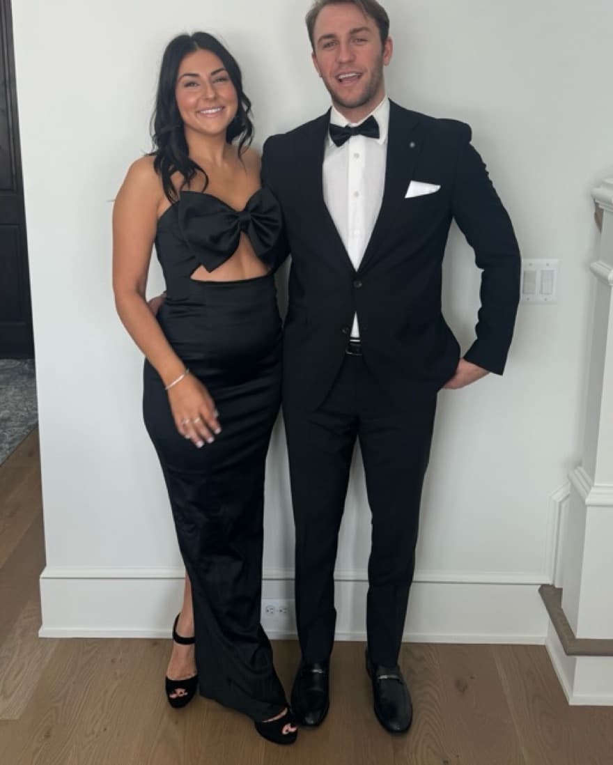 Elegant Black Bow Gown - Image 4