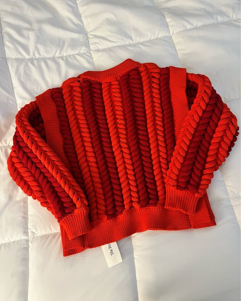 Aknvas Sweater - Image 3