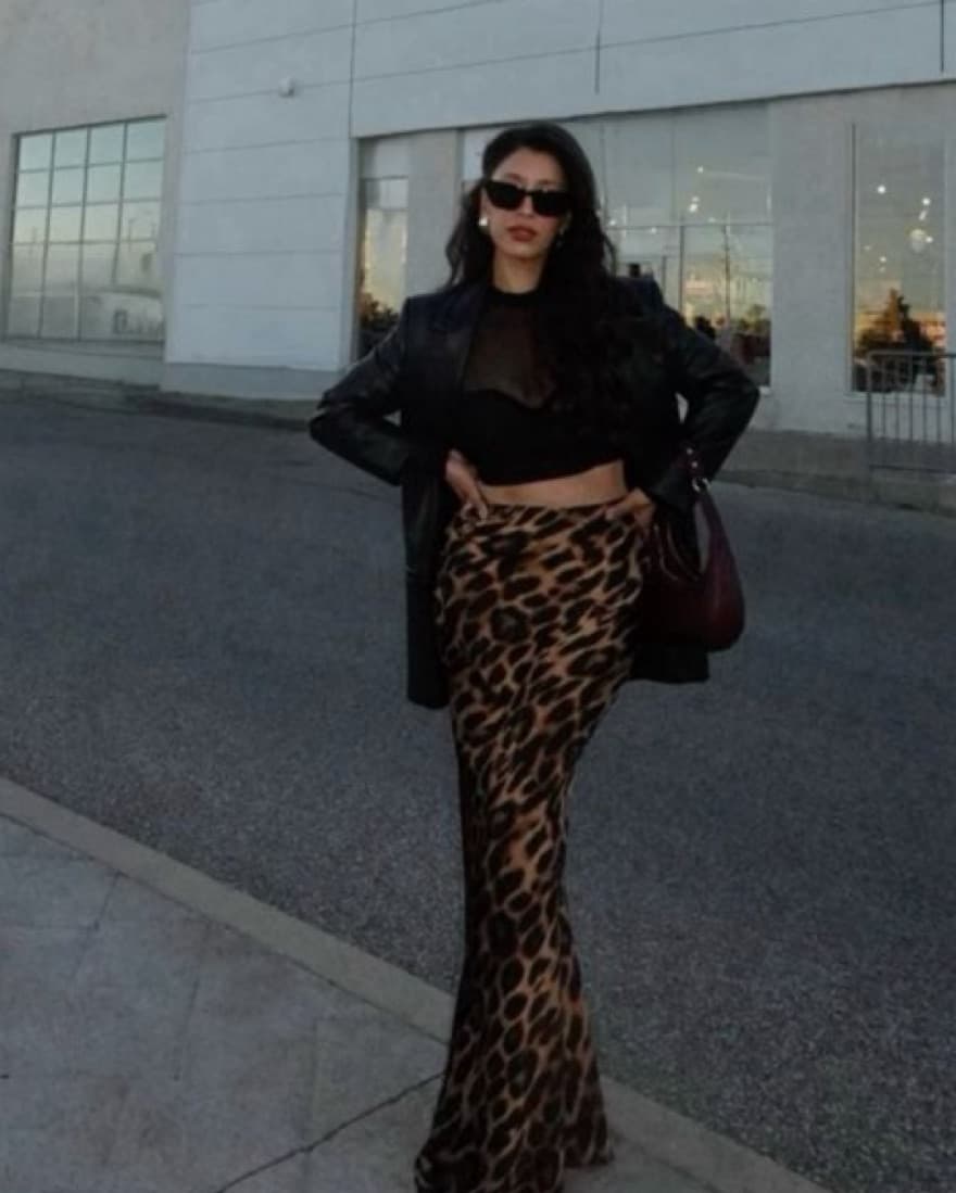 Slim Leopard Print Maxi Skirt - Image 6