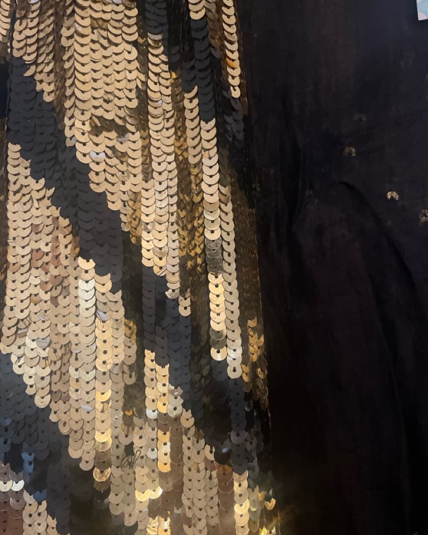 Black & Gold sequin jacket  - Image 4
