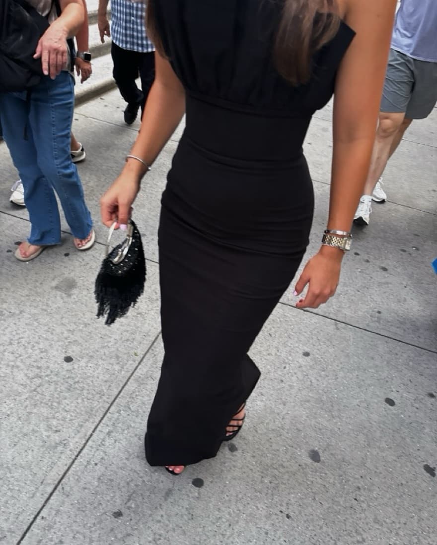 Noah Gown In Black - Image 2