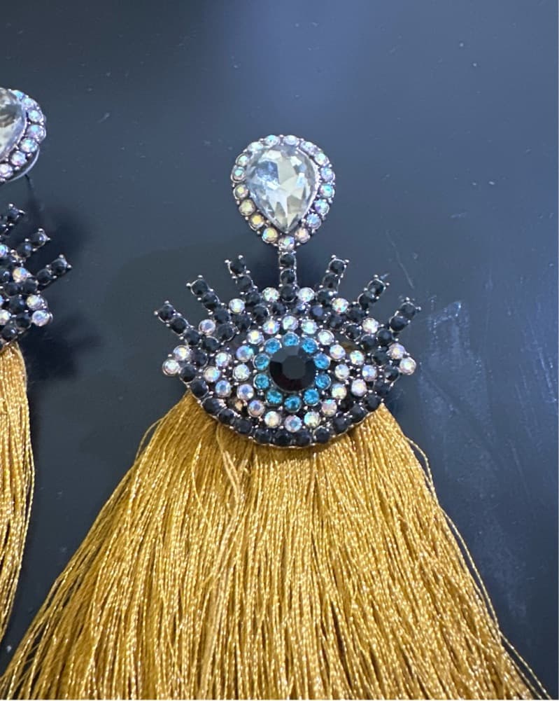 Dazzling Tassel Earrings with Sparkling Stones - Image 2
