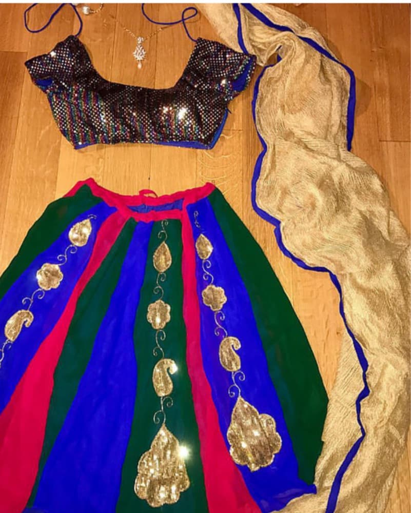 Indian Bollywood Choli & Lehenga Costume - Image 1