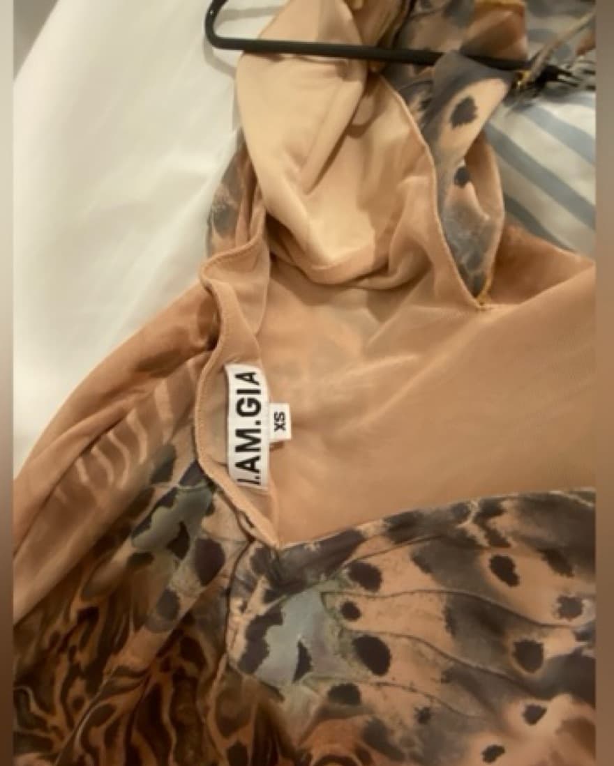 I.AM.GIA KIERRA MAXI DRESS - TAN BUTTERF - Image 4