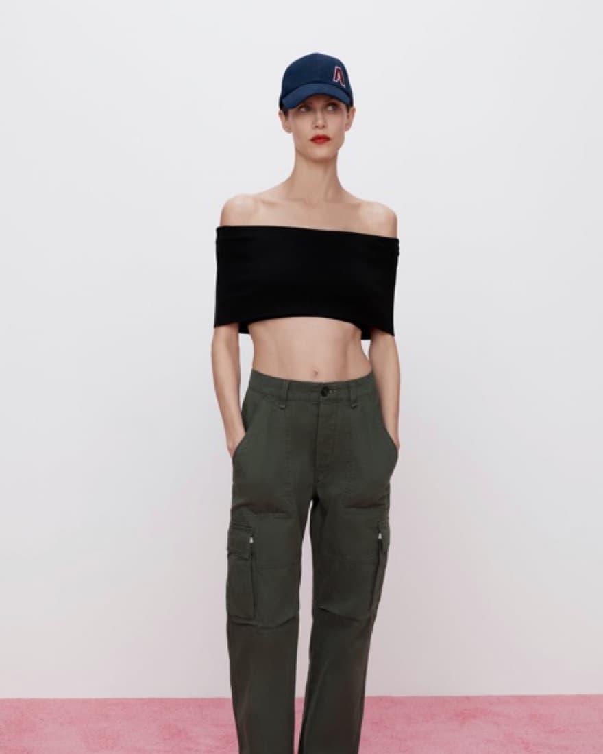 Black Cropped Knit Top - Image 2