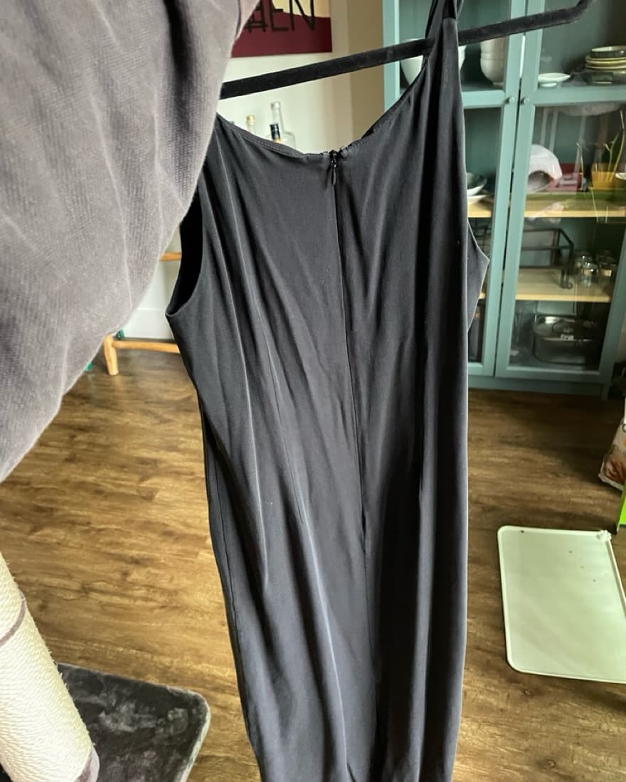 Black Strapless Dress With Back Slit  - Image 3