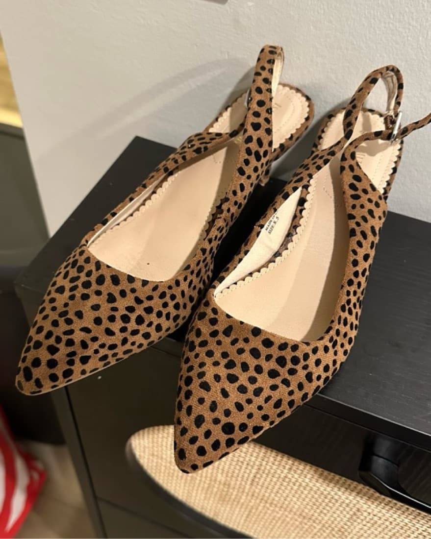 Cheetah Pointed Toe Kitten Heels - Image 1