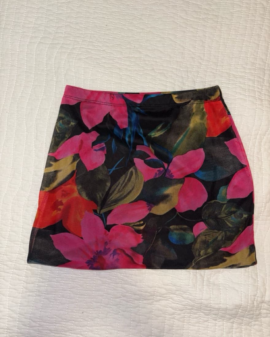 Mesh Mini Skirt Tropical Pink - Image 4