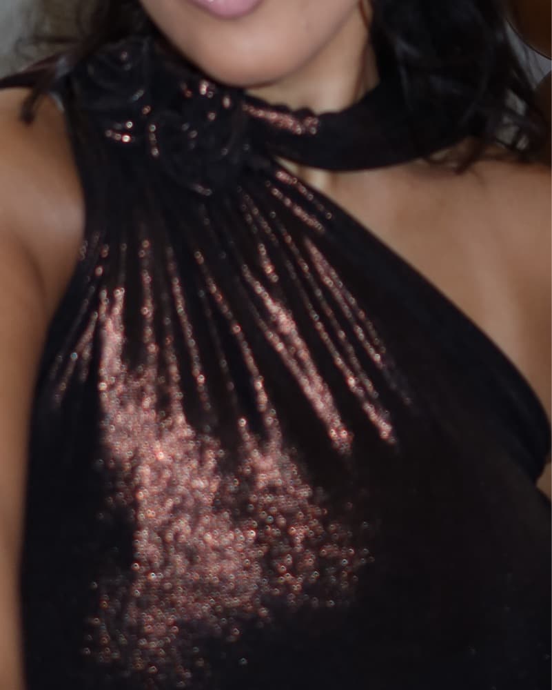 Shimmering One shoulder Gown - Image 3