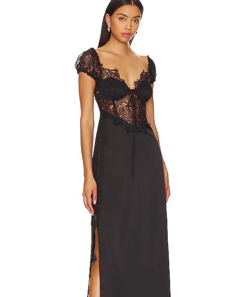 Elegant Black Lace Maxi Dress - Image 2