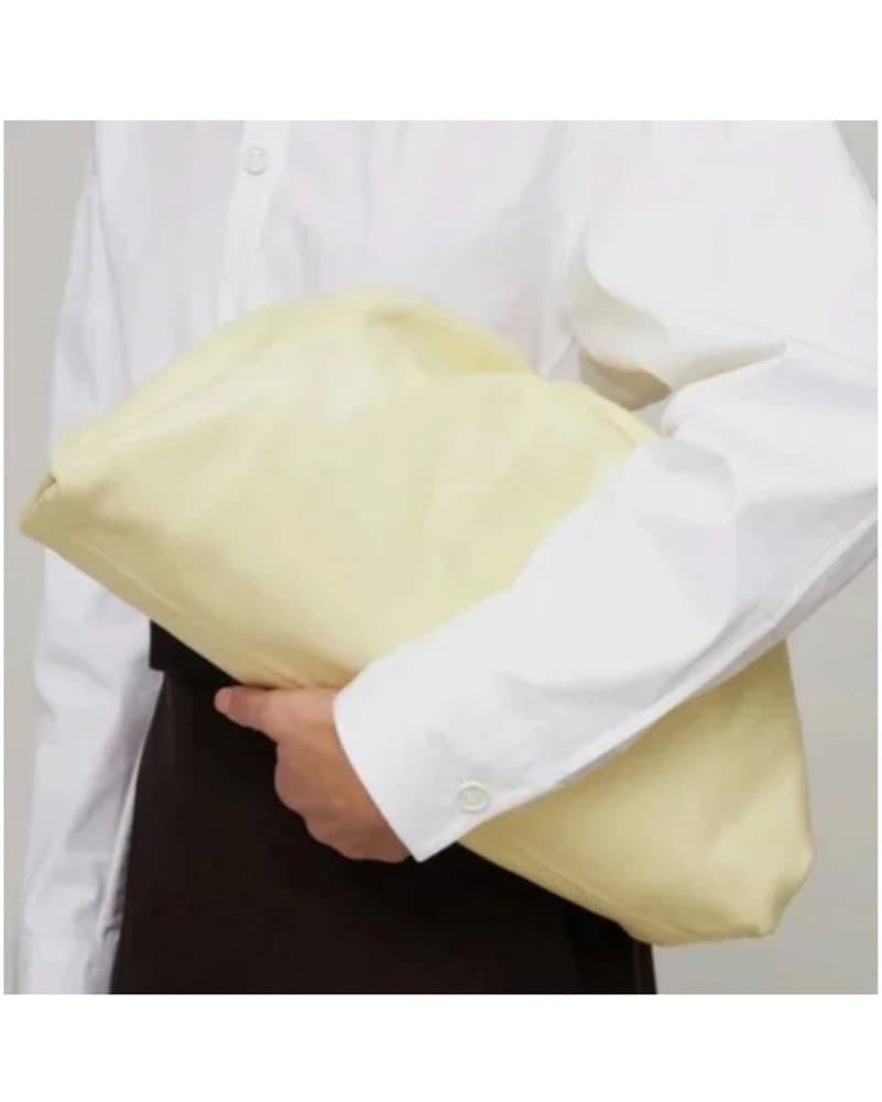 Bottega “The Pouch” 🍦  - Image 1