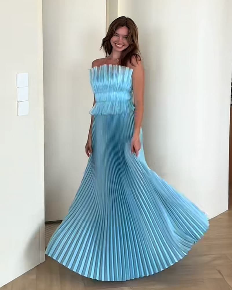 L’idee Masquerade Gown - Image 4