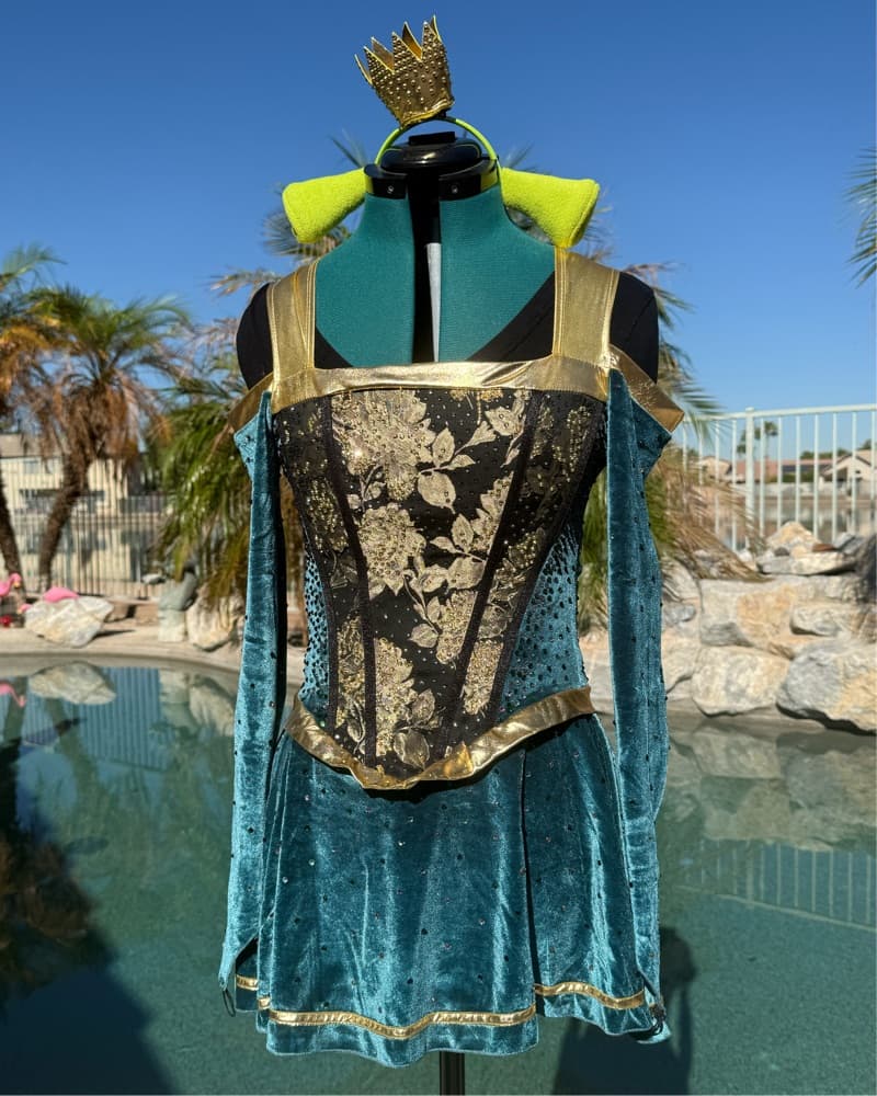 Shrek Princess Fiona Costume - Image 1